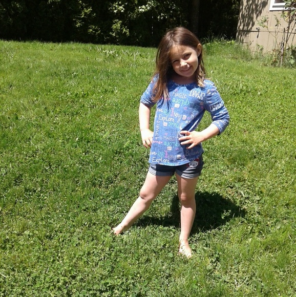 Meet your Posher, Tronya - Picture 2 of 2